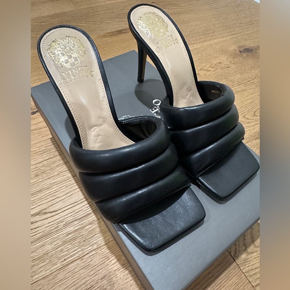 vince camuto candriea heeled mule